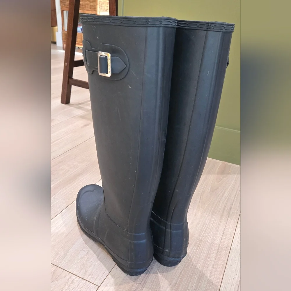 Hunter Matte Black Adjustable Tall Rain Boots